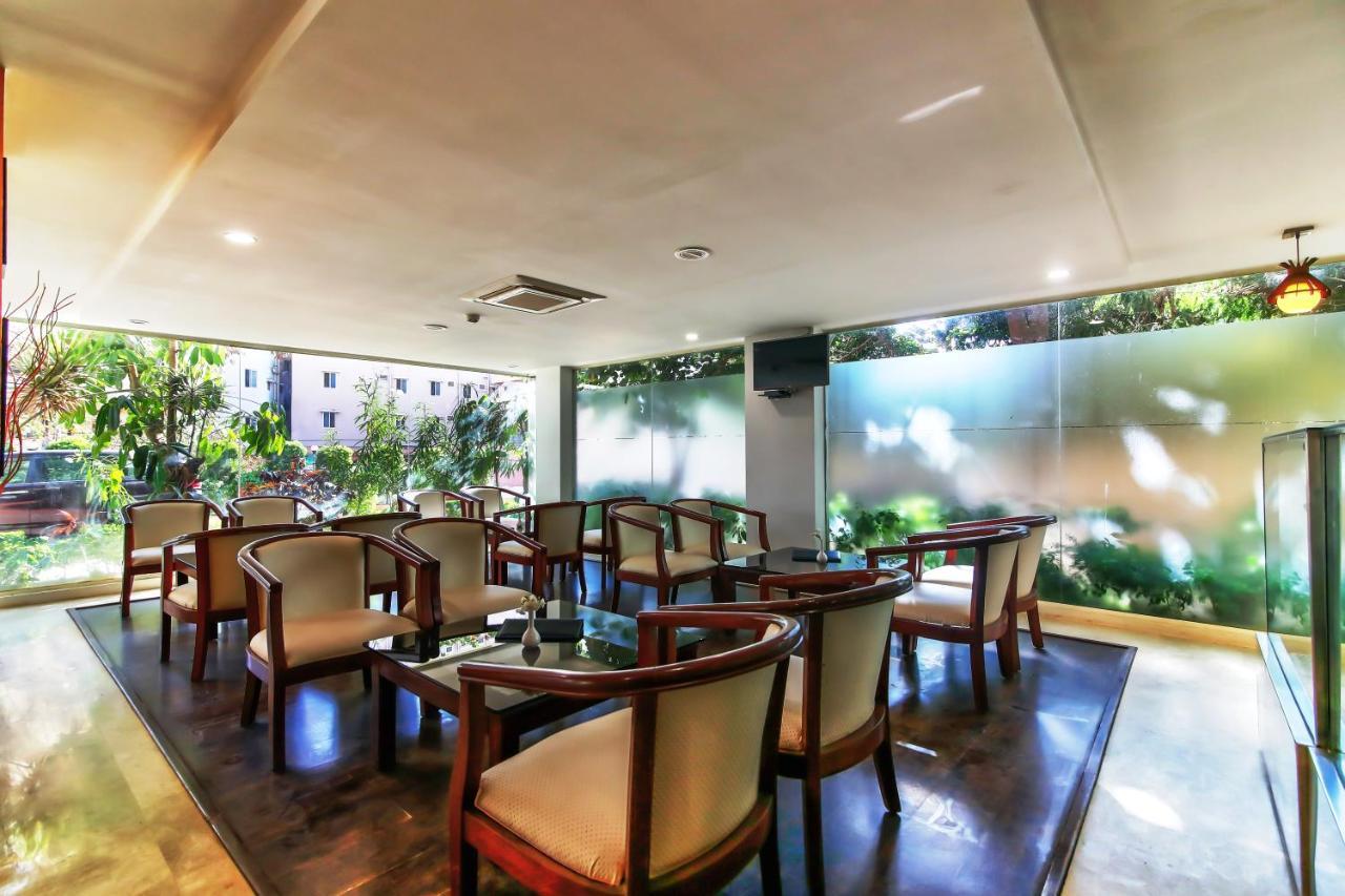 Icon Suites By Bhagini Bangalore Bagian luar foto