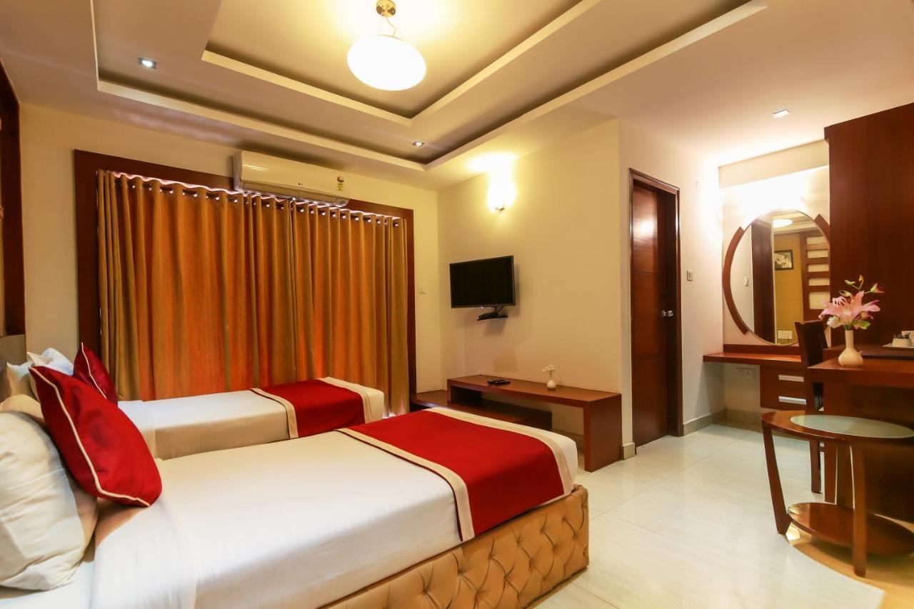 Icon Suites By Bhagini Bangalore Bagian luar foto
