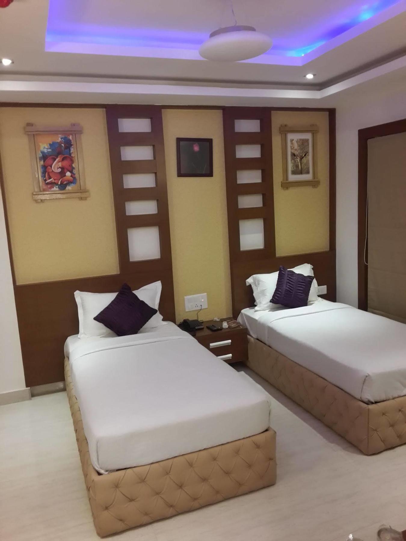 Icon Suites By Bhagini Bangalore Bagian luar foto